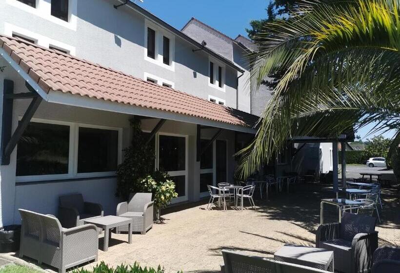 Brit Hotel Confort Pau Lons