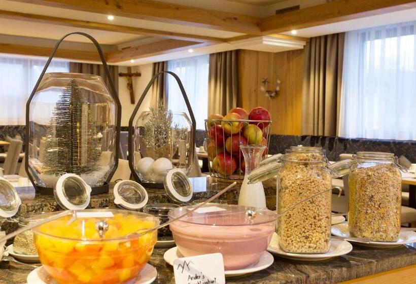 Ferienhotel Bergland