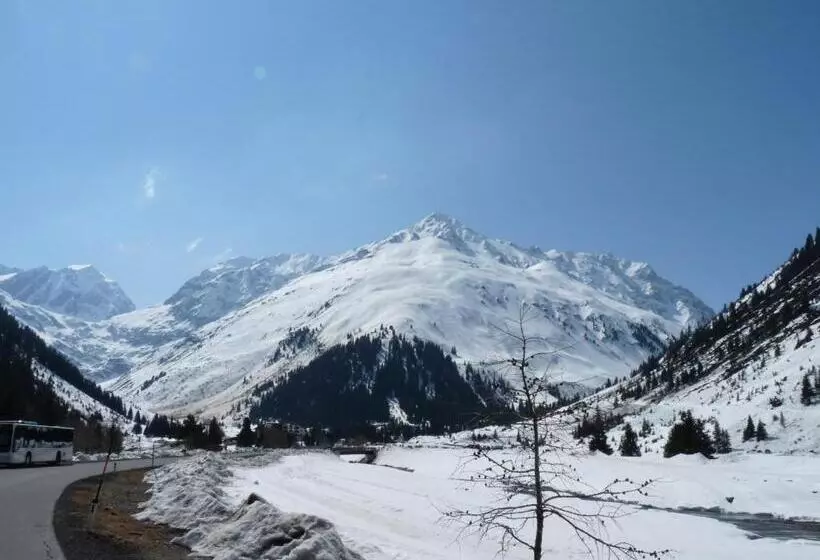 Ferienhotel Bergland