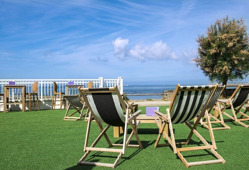 هتل Chateau Des Tourelles, Thalasso Et Piscine D Eau De Mer Chauffee
