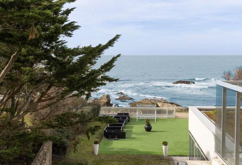 هتل Chateau Des Tourelles, Thalasso Et Piscine D Eau De Mer Chauffee