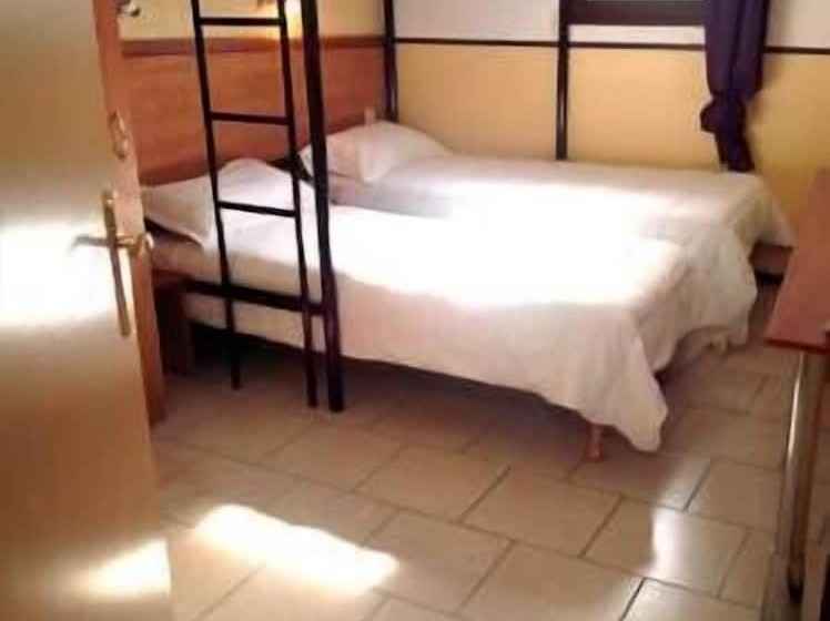 Hotel Confortel Avignon