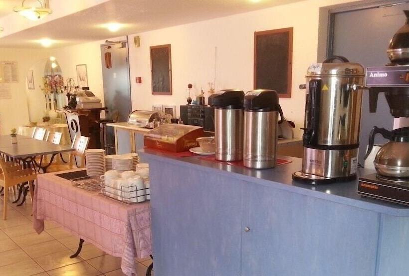 Hotel Confortel Avignon