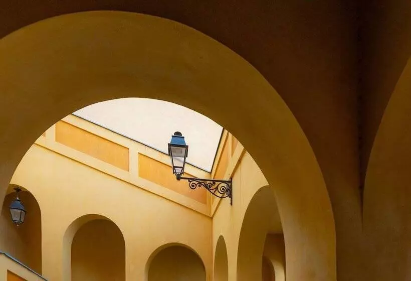 בית מלון כפרי De Belgique à Menton