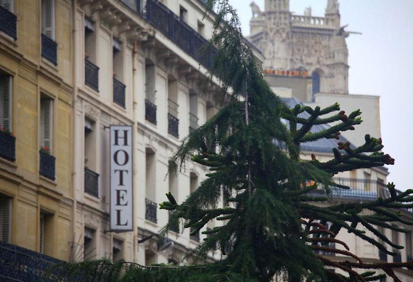 هتل Yuna Les Halles