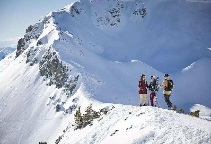 Отель Edelweiss