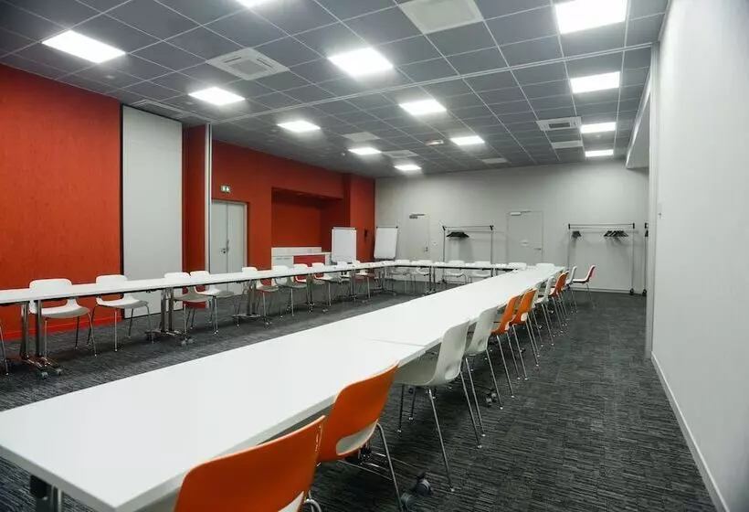 호텔 Ibis Styles Poitiers Centre