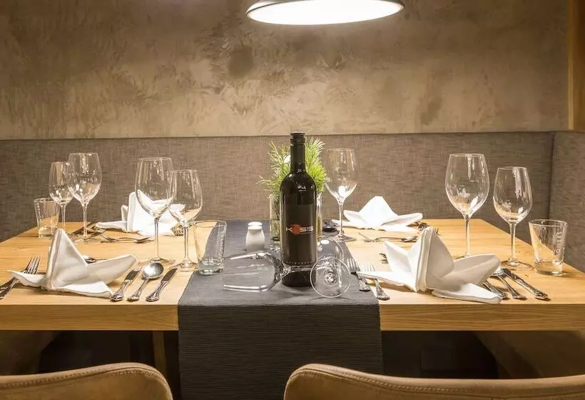 호텔 Kosis Sports Lifestyle