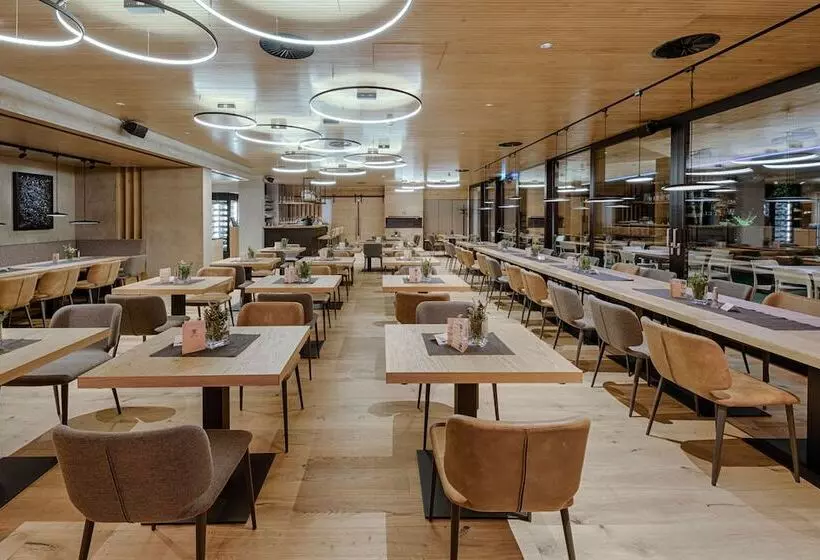 호텔 Kosis Sports Lifestyle