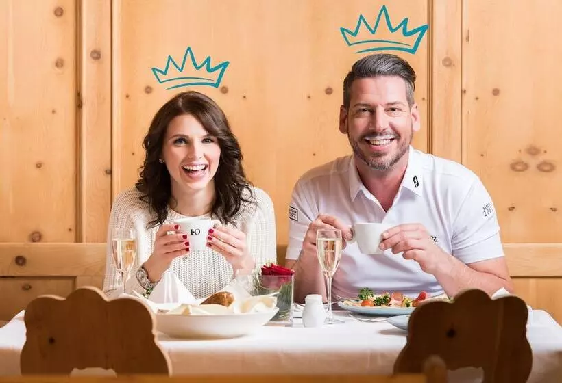 호텔 Kosis Sports Lifestyle