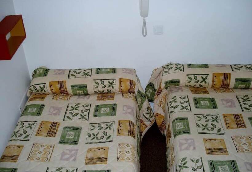 בית מלון כפרי La Fontaine