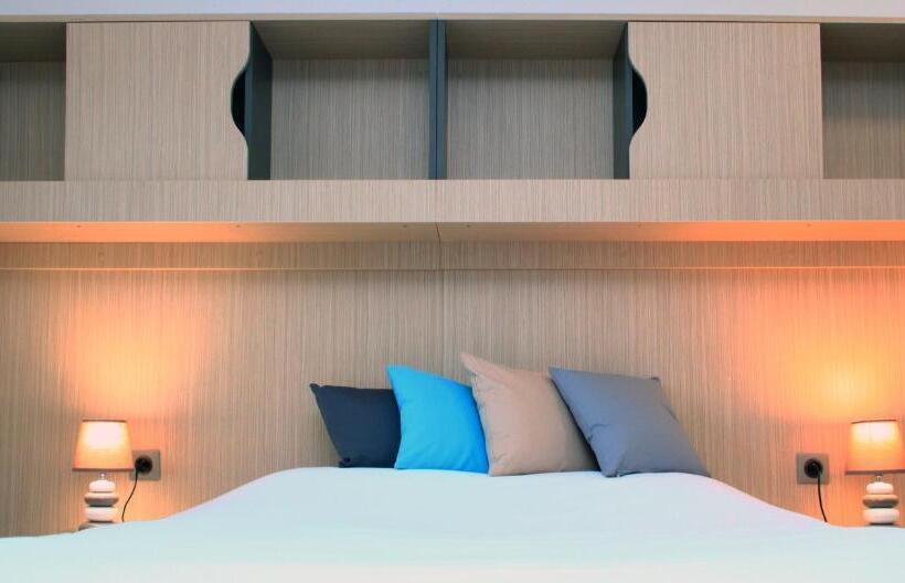 Отель Villa Martégale Hôtel Restaurant