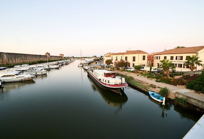 هتل Maison Des Croisades