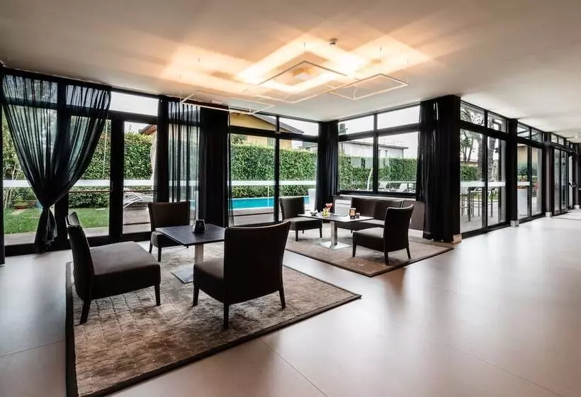 فندق Palazzo Del Garda & Spa