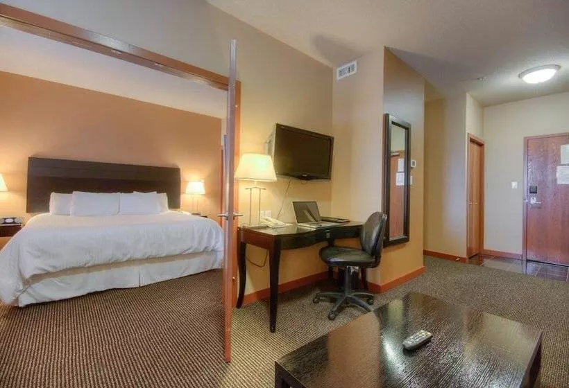 Отель Podollan Inn & Spa  Grande Prairie