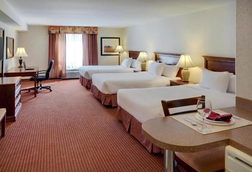 فندق Pomeroy Inn And Suites Dawson Creek