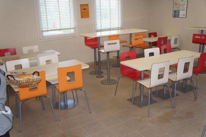 Отель Premiere Classe Sens Nord  Saint Clement