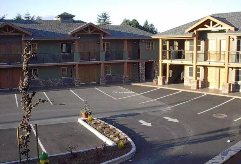 乡村酒店  Vedder River Inn