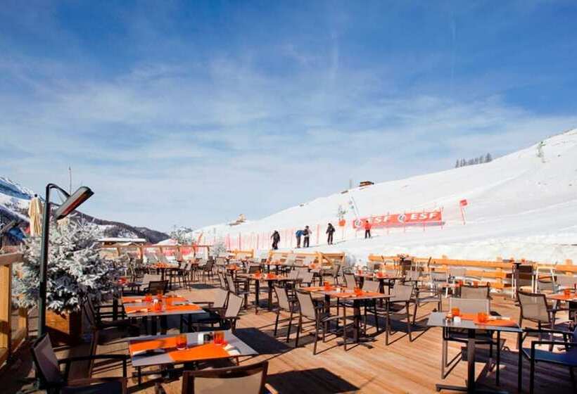 ホテル & Spa L Alta Peyra