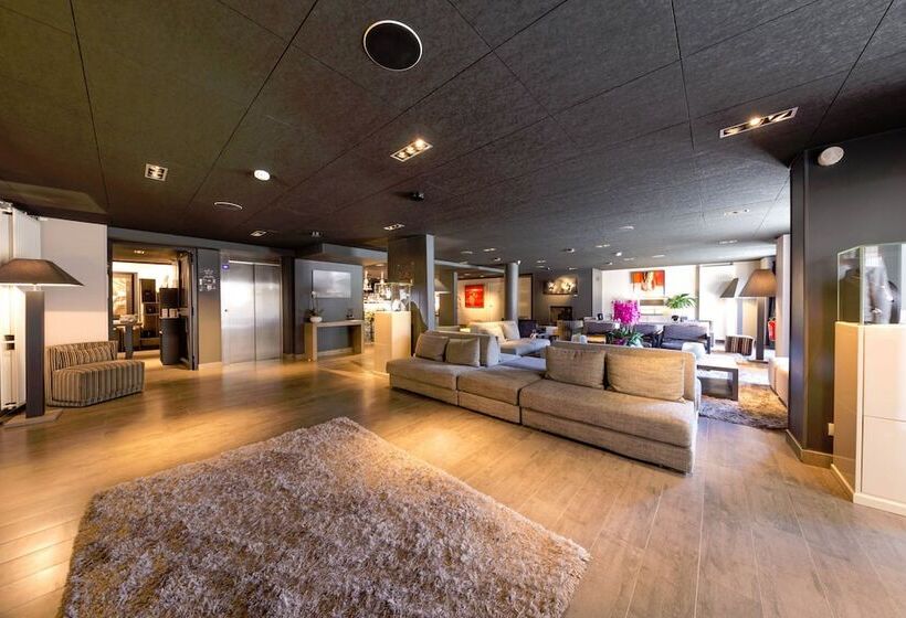 ホテル & Spa L Alta Peyra