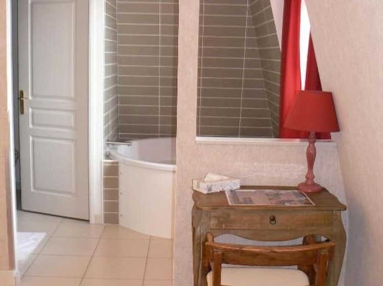 فندق Hôtel Restaurants & Spa Perier Du Bignon