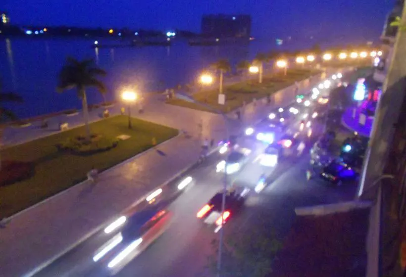 فندق Waterview Guesthouse