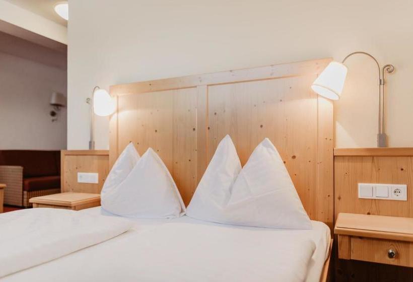 فندق Wirtshaus Tauernhex