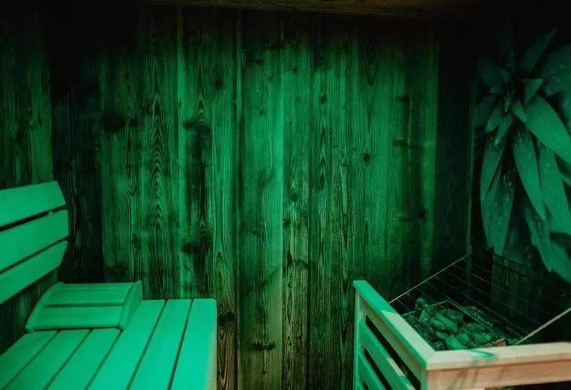 Отель Wirtshaus Tauernhex