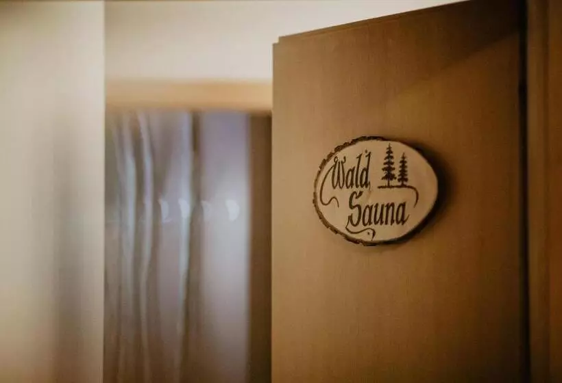 Отель Wirtshaus Tauernhex