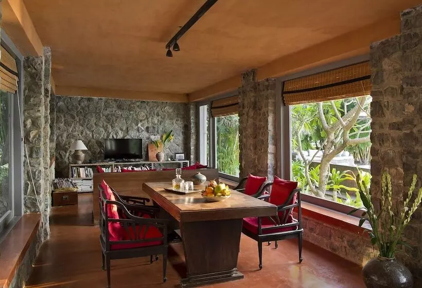 Knai Bang Chatt Resort