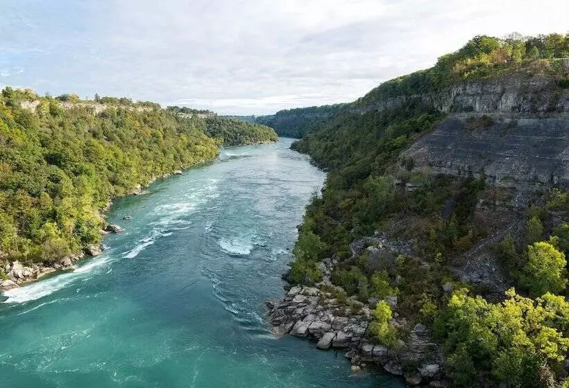 Residence & Conference Centre  Welland