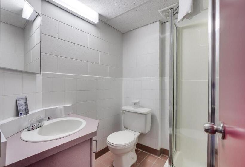 Residence & Conference Centre  Welland