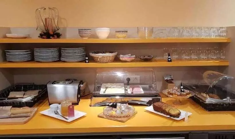 Royal Hotel Versailles