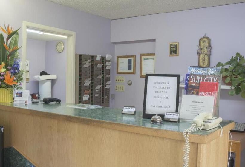 Sun Dek Motel