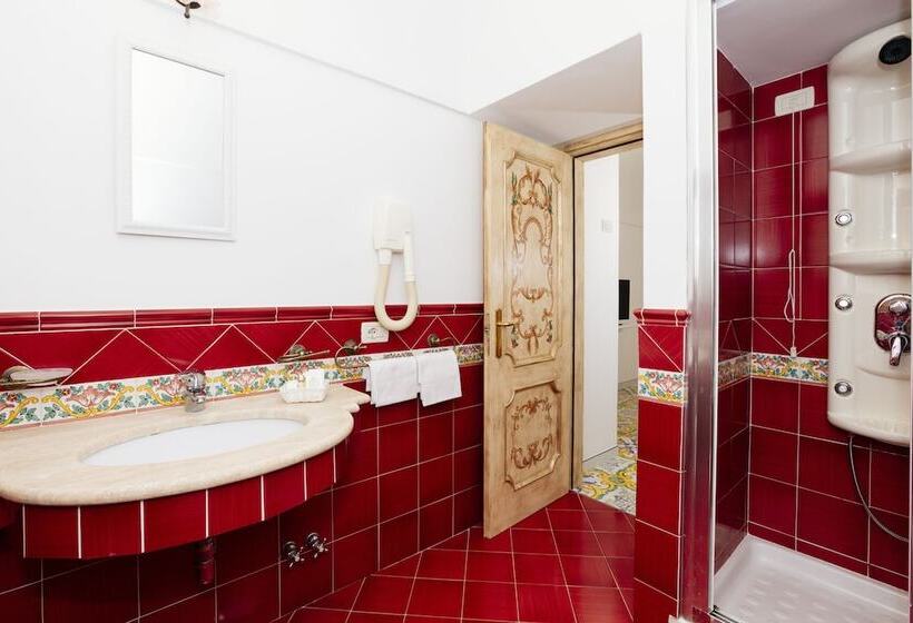 مبيت وإفطار Villa Principe Giovanni