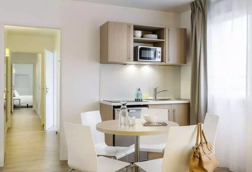 Aparthotel Adagio Access Paris Clichy