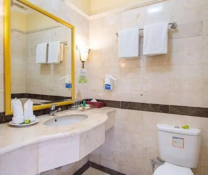 هتل Blue Sky Pandurata Boutique