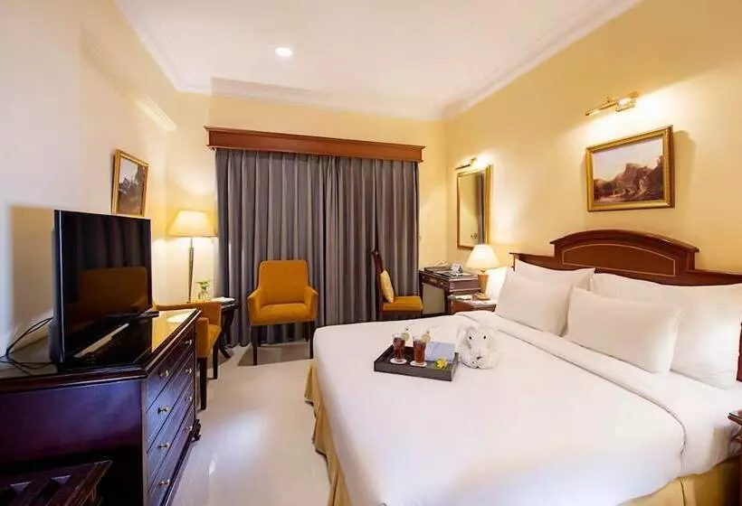 هتل Blue Sky Pandurata Boutique