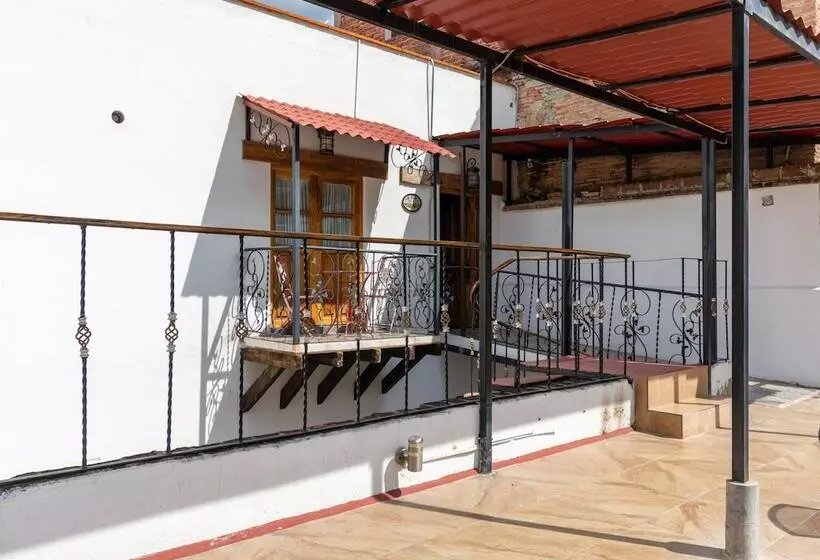 هتل Casa Sangre De Cristo