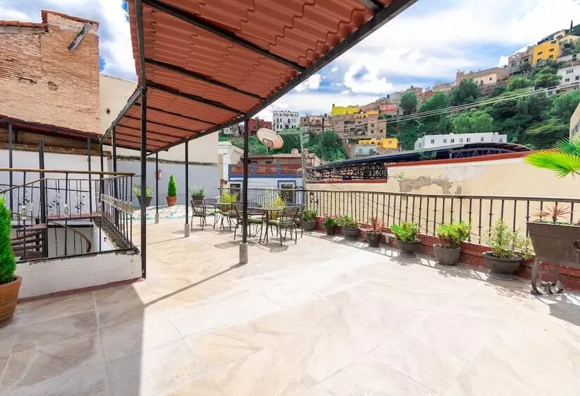 هتل Casa Sangre De Cristo