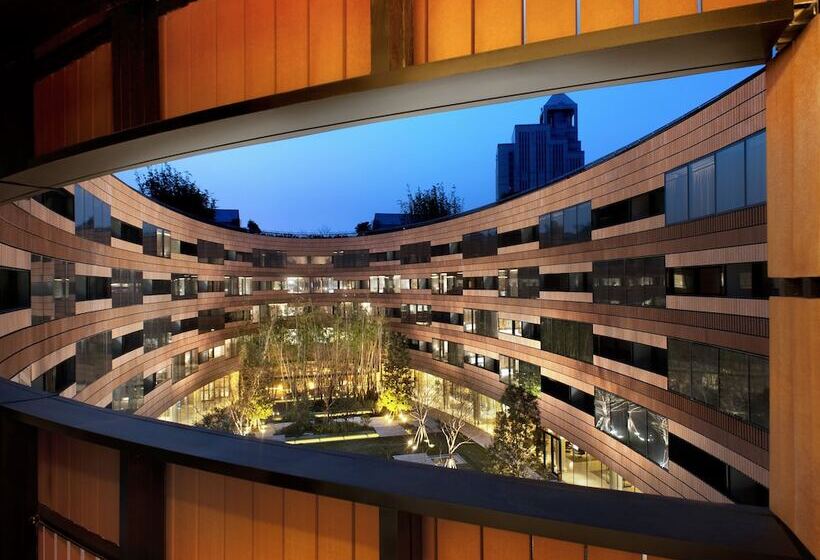 Otel Hualuxe Shanghai Twelve At Hengshan, An Ihg