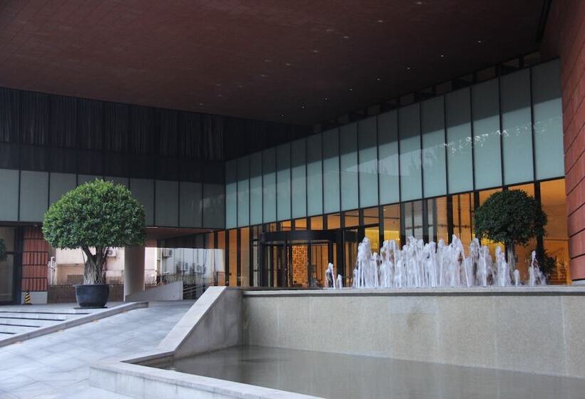 Otel Hualuxe Shanghai Twelve At Hengshan, An Ihg