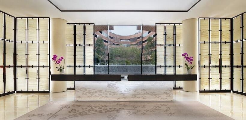 Otel Hualuxe Shanghai Twelve At Hengshan, An Ihg