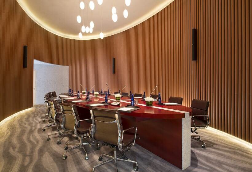 Otel Hualuxe Shanghai Twelve At Hengshan, An Ihg