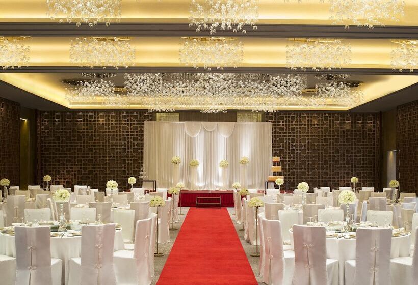 Otel Hualuxe Shanghai Twelve At Hengshan, An Ihg