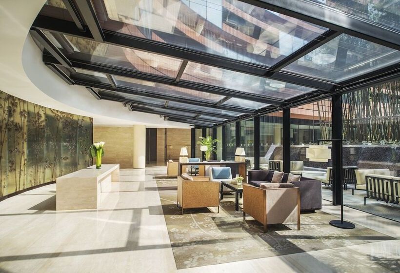 Otel Hualuxe Shanghai Twelve At Hengshan, An Ihg