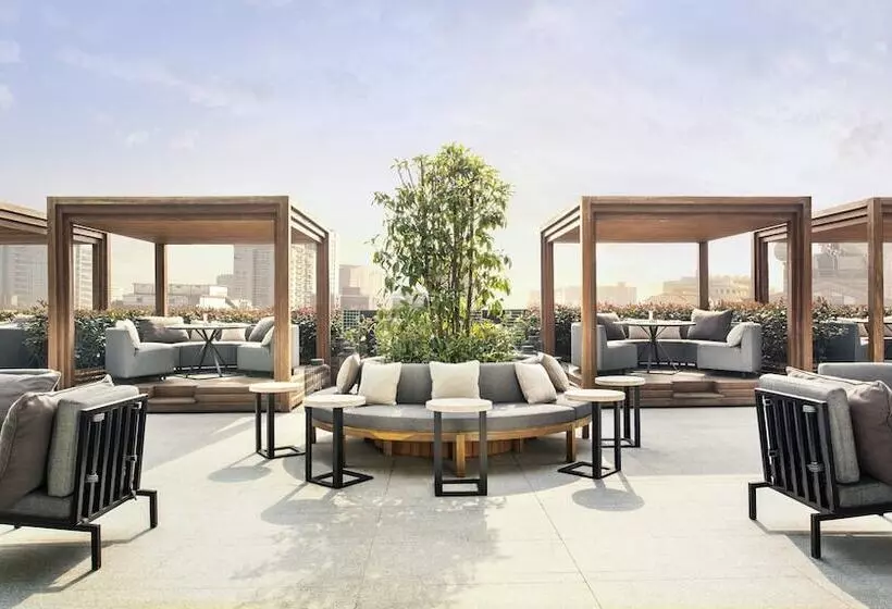 호텔 Hualuxe Shanghai Twelve At Hengshan, An Ihg