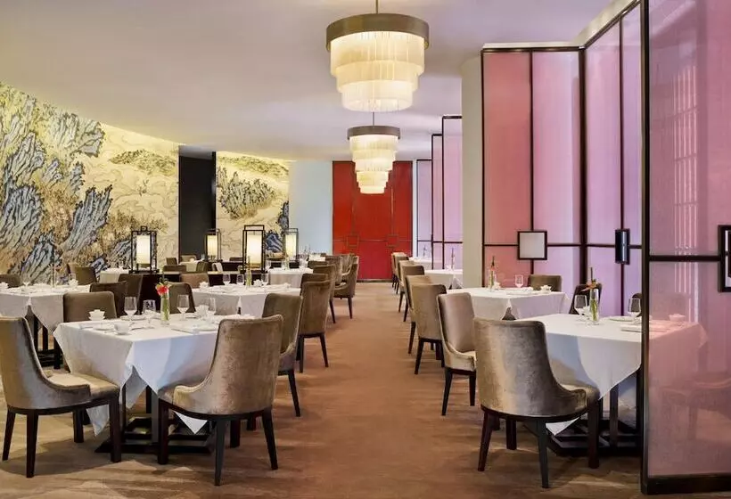 호텔 Hualuxe Shanghai Twelve At Hengshan, An Ihg