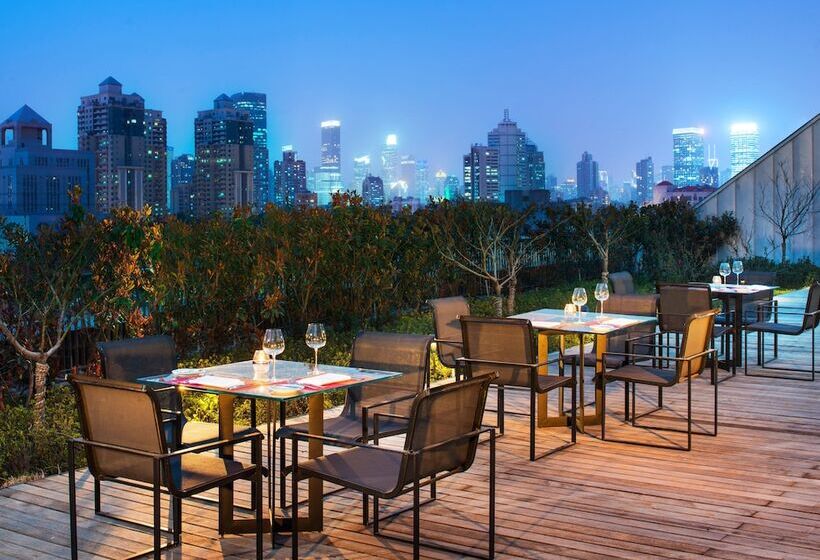 Otel Hualuxe Shanghai Twelve At Hengshan, An Ihg