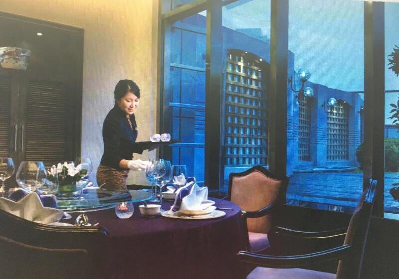 Szálloda The Pavilion Century Tower